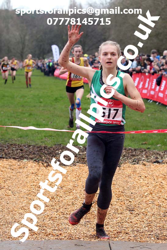 Intermediate girls, 2020 New Balance English Schools Champs., Sefton Park, Liverpool. Photo: David T. Hewitson/Sports for All Pics
